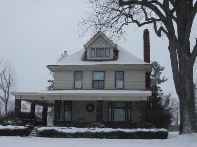 847center-4.jpg