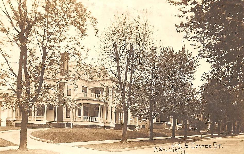 grabillhouse1920spostcardpicture.jpg