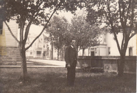 j.b.brinton603centerst.1900a.jpg