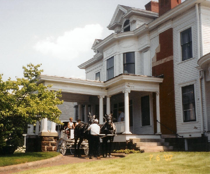 tour_17-000.jpg